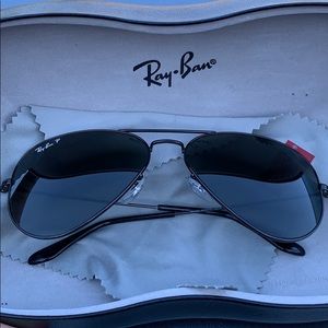 Polarized Ray-Ban 3025 Sunglasses